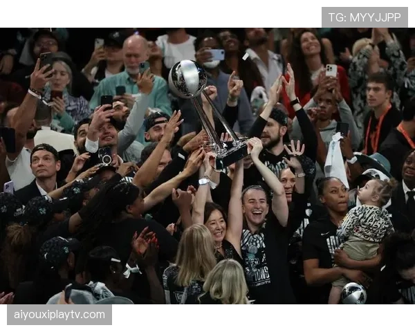 WNBA季前热身赛：拉斯维加斯王牌险胜纽约自由人